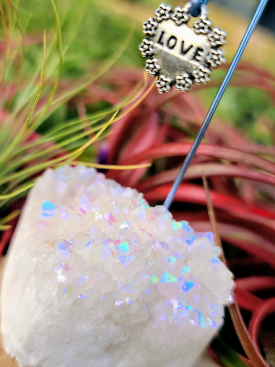 WYSIWYG Aura Quartz Cluster Heart Air Plant Holder with Andreana