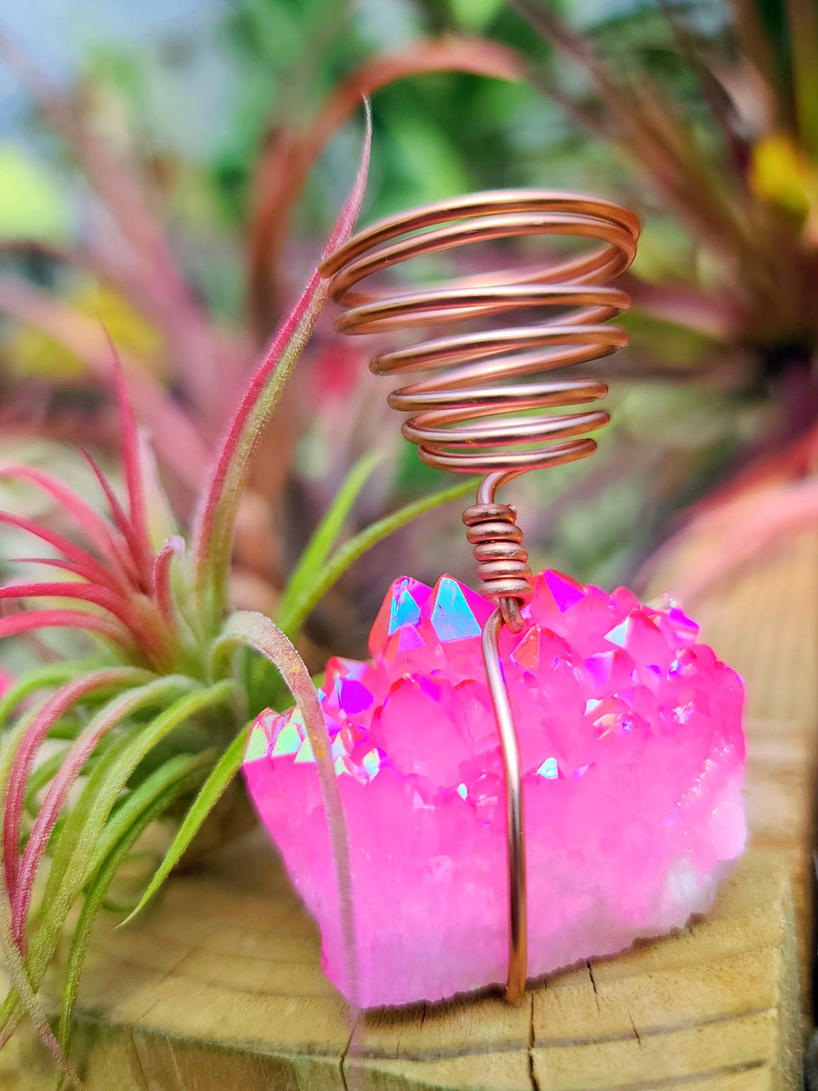 WYSIWYG Pink Aura Quartz Cluster Air Plant Holder with Ionantha Mexican