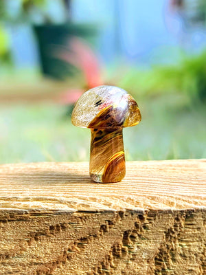 Mini Colored Smelting Quartz Crystal Mushroom