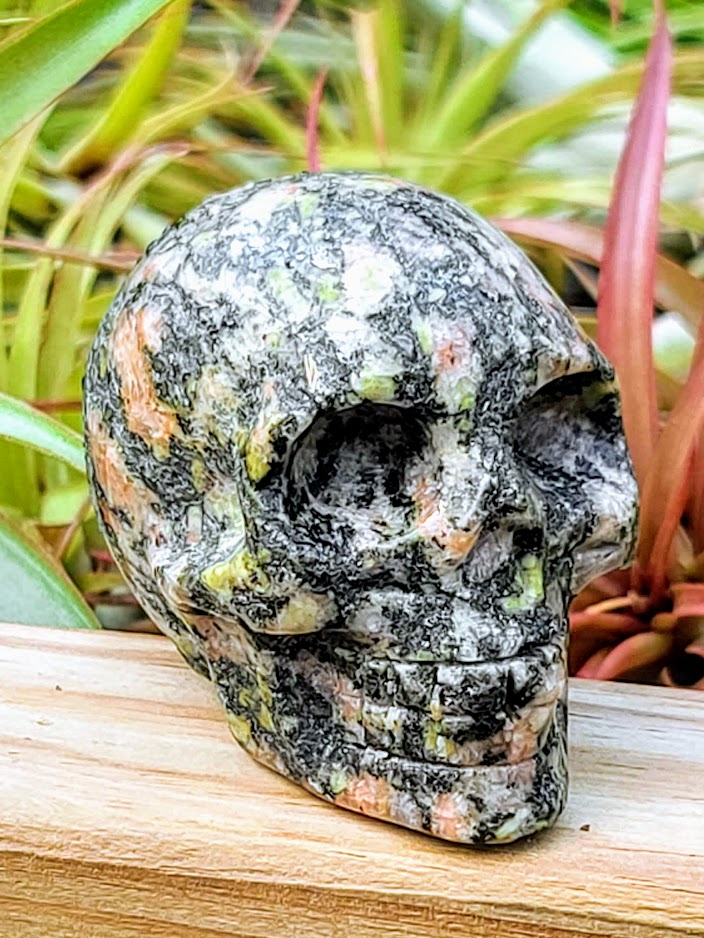 Large Mixed Quartz In Mica Skull Carving