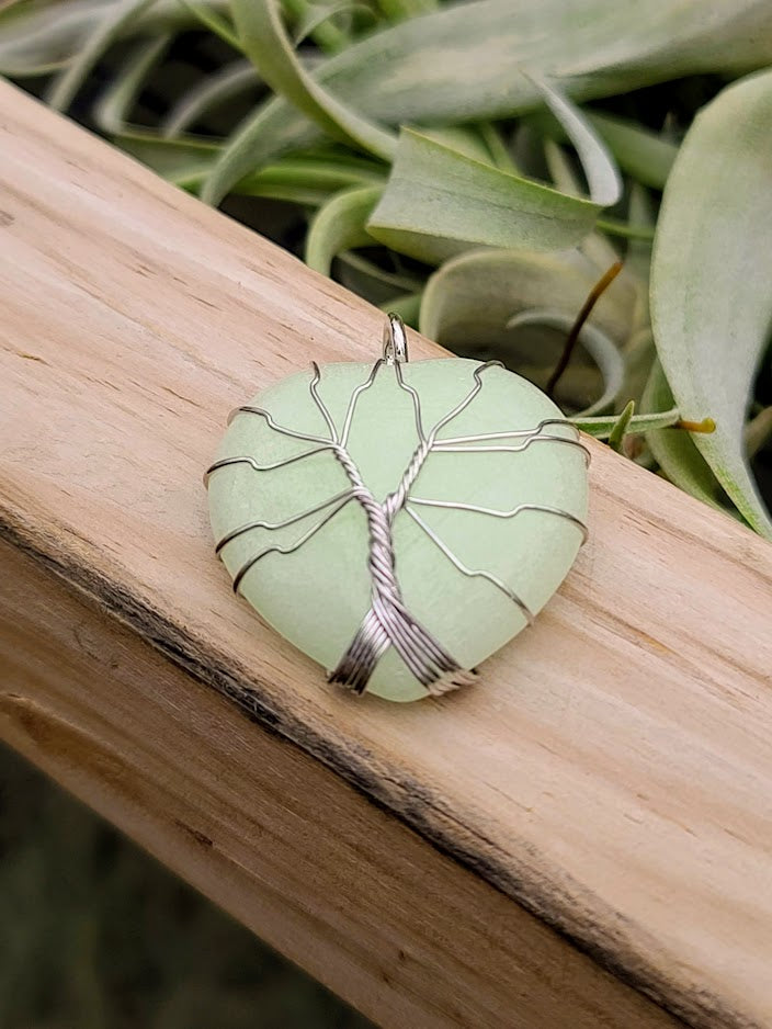 Luminous Wire Wrapped Heart Pendant