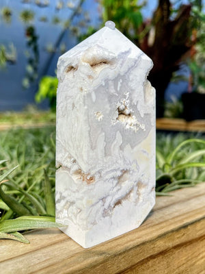 Druzy Crazy Lace Agate Crystal Point