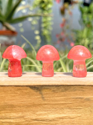 Mini Pink Smelting Quartz Crystal Mushroom