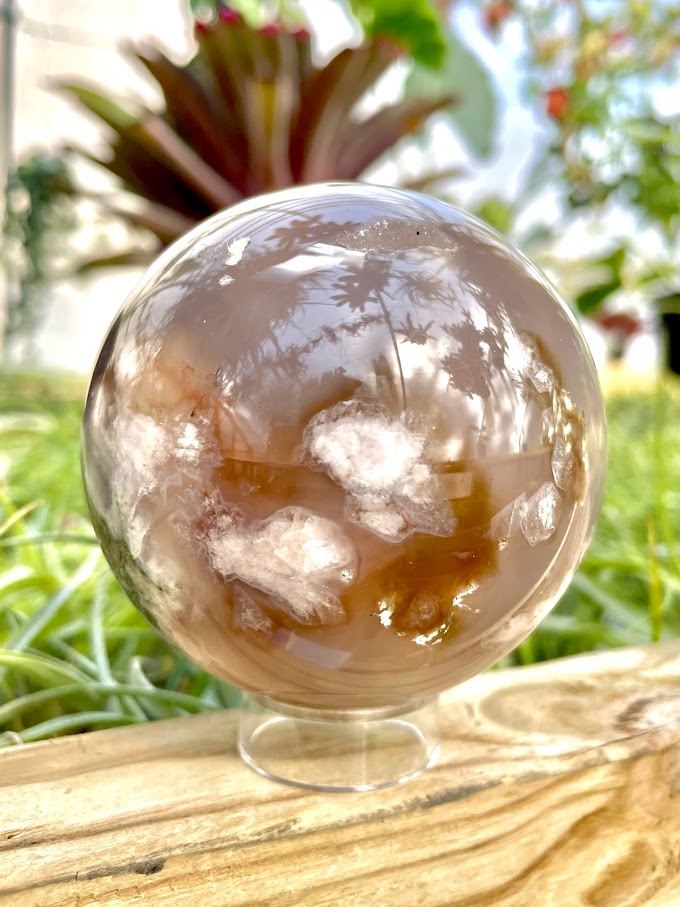 WYSIWYG- Druzy Flower Agate Sphere